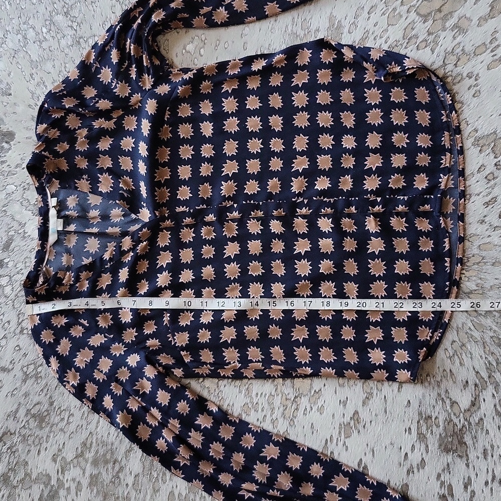 *SOLD* Boden Harriet Printed Bishop Sleeve Matte Satin Blouse Sz2 - Picture 9 of 9